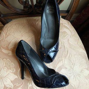 Stuart Weitzman Quilted Navy Heels